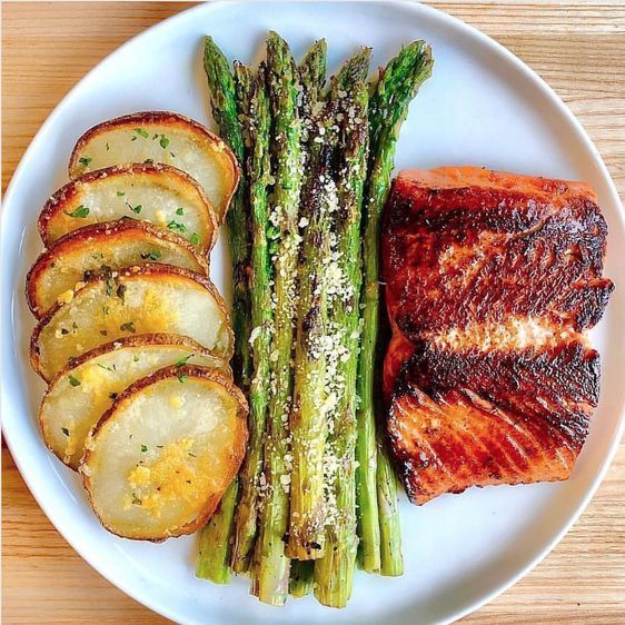 healthy dinners salmon with vegetables